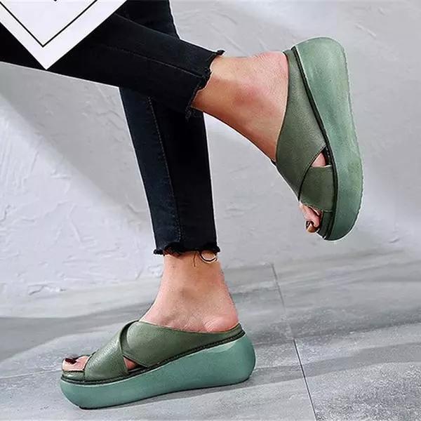 Viola | Women's Flat Cushioned Sandals