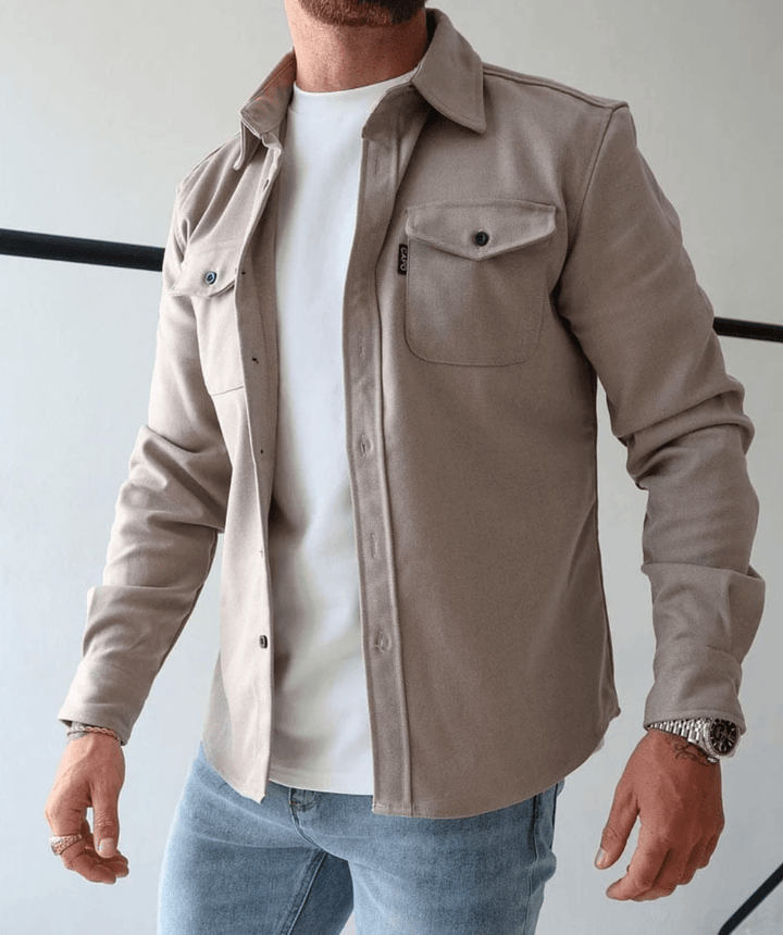 Men’s Autumn Shirt with Modern Fit and Fabric Construction