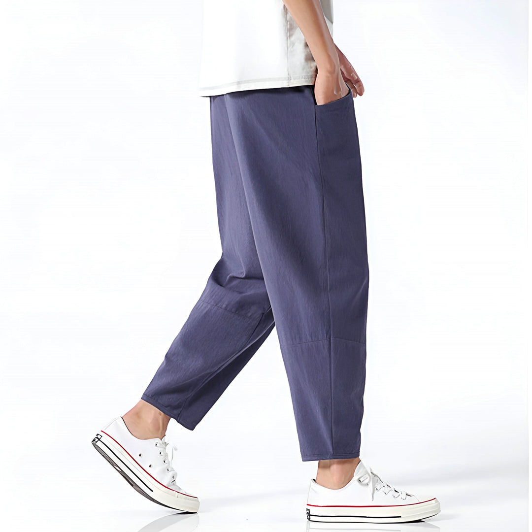 Men’s Cropped Trousers with Drawstring Waist and Side Pockets