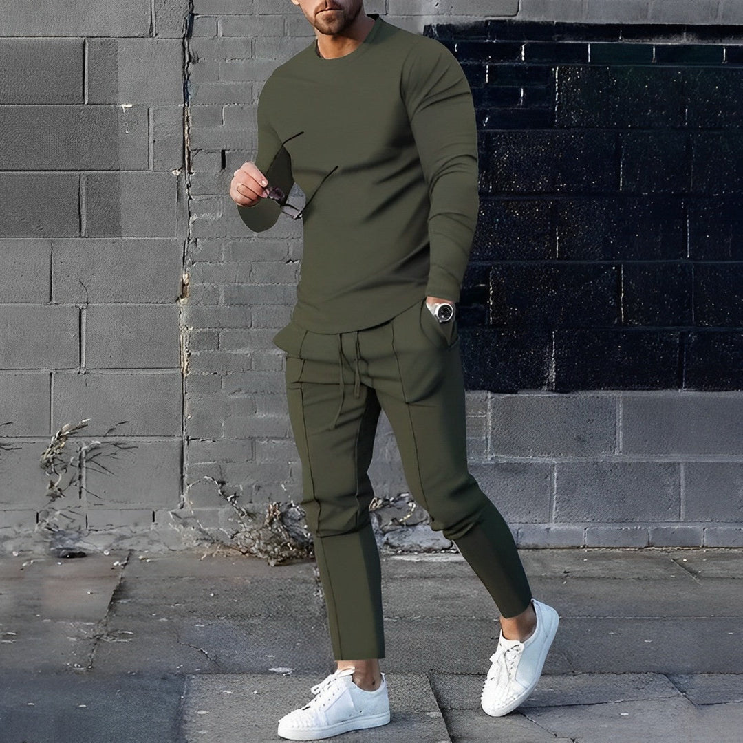 Men’s Set with Elastic and Straight Leg Pants