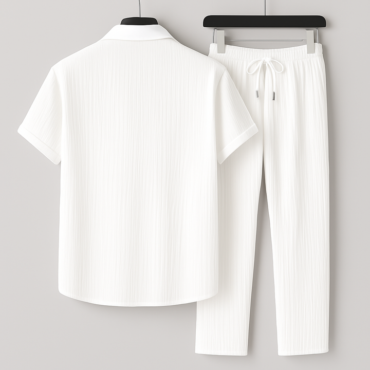 Mens Set with Relaxed Fit and Two-Piece Design