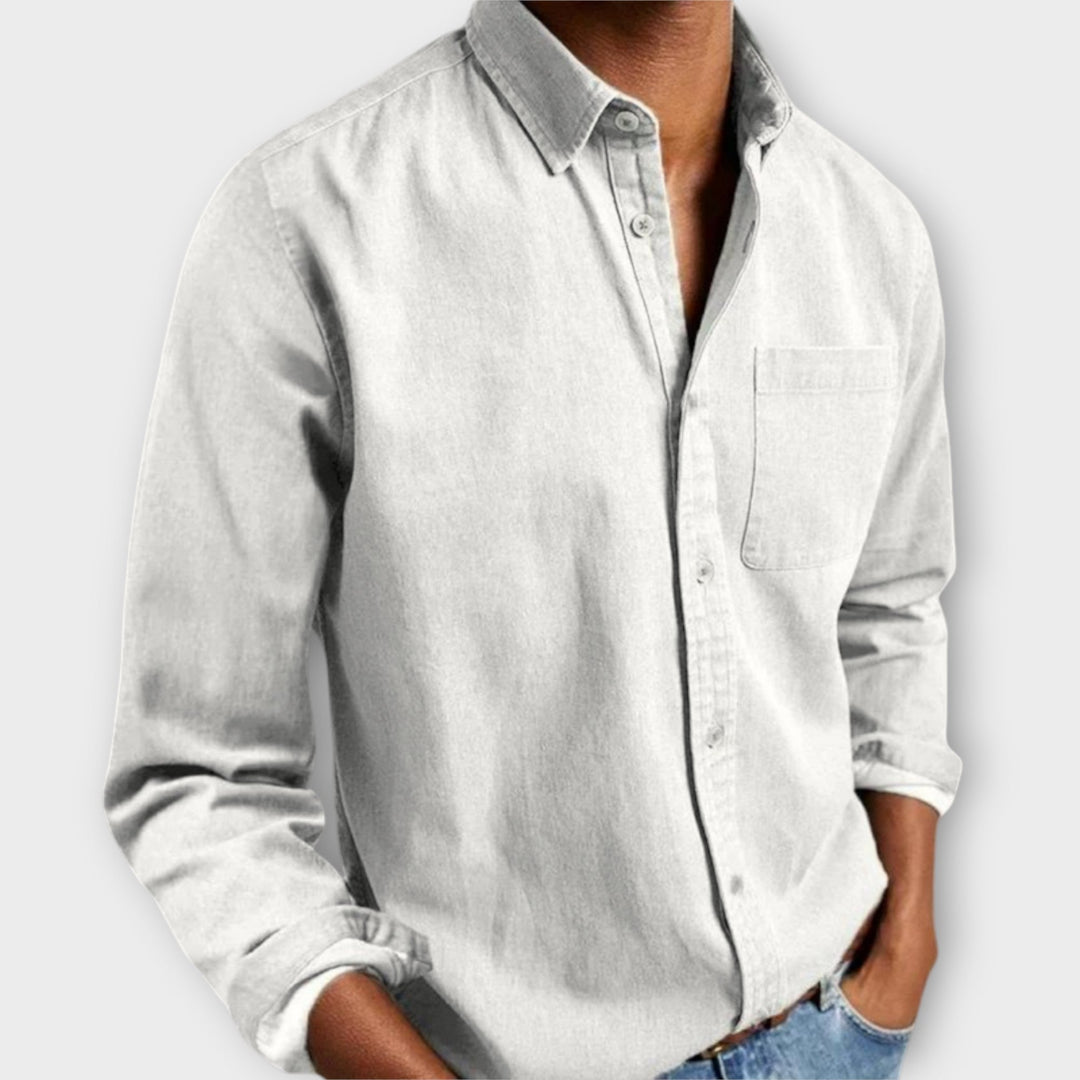 Men’s Shirt with Refined Collar and Button Closure
