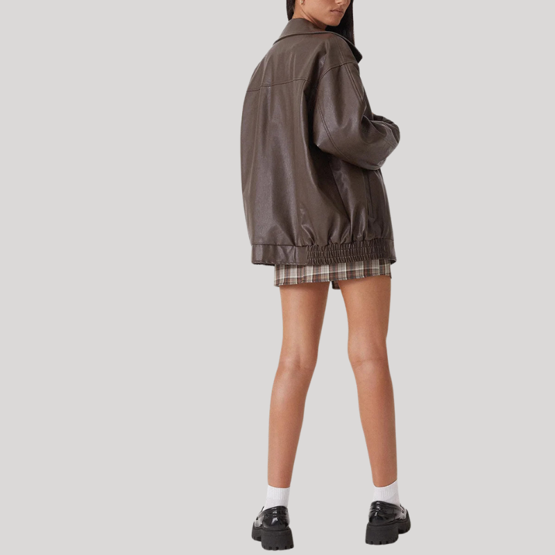 Women’s Winter Oversized Jacket with Zipper and Gathered Hem