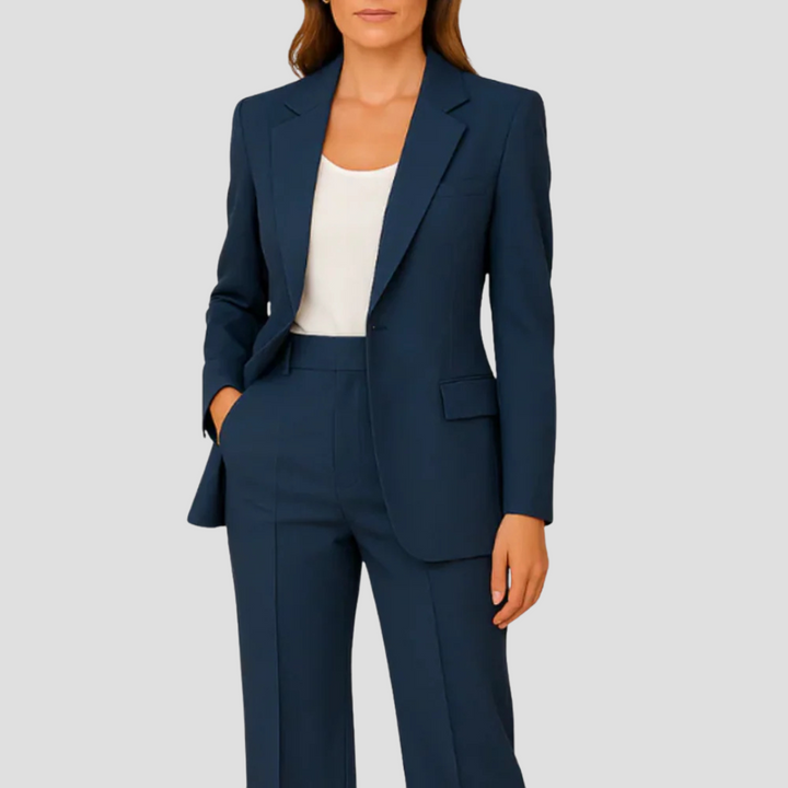 Women’s Two-Piece Suit with Tailored Blazer and Slim-Cut Trousers