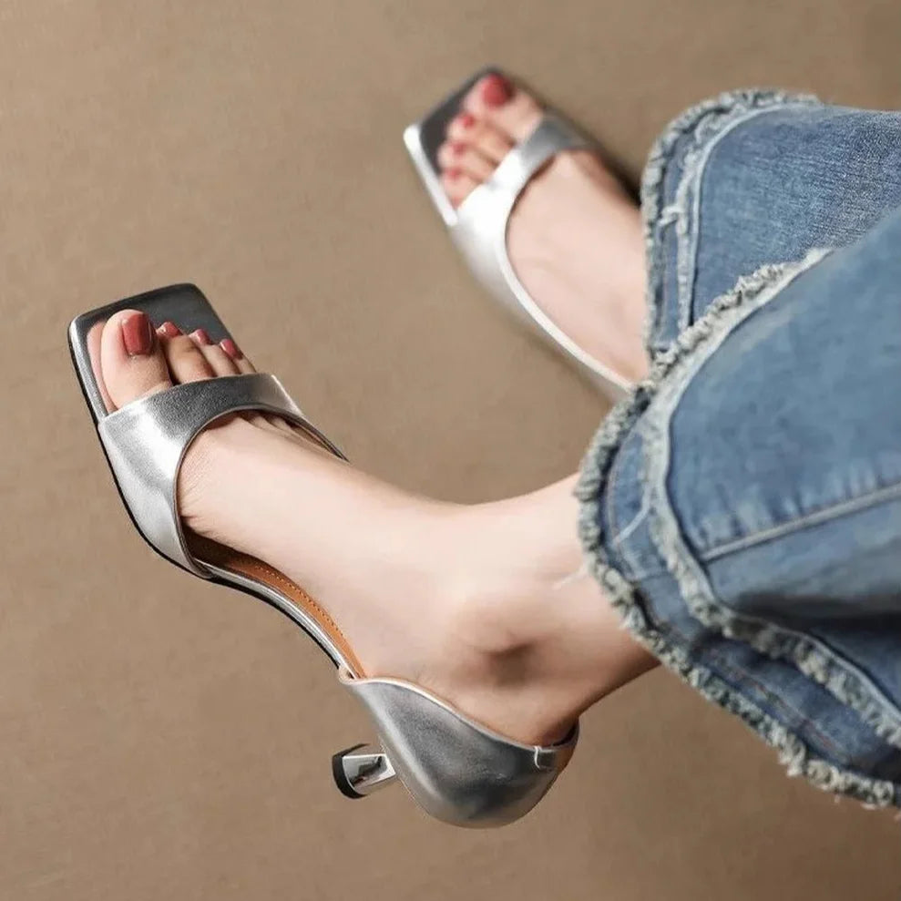 Women’s Heels with Square Toe and Mid Heel