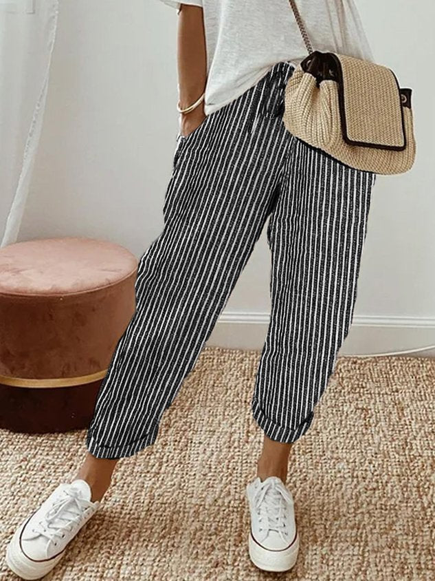 Women's Pants with Elastic Waistband and Side Pockets