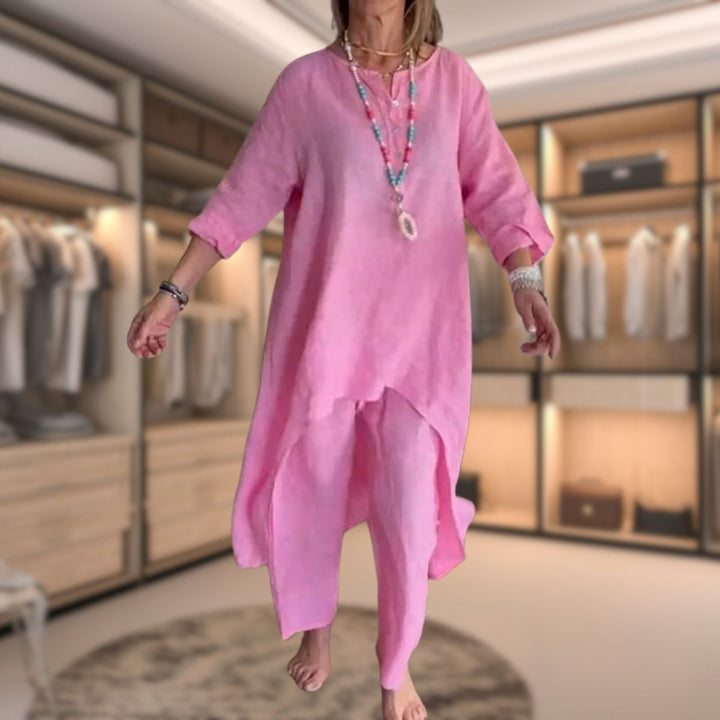 Women’s Set with Checked Design and Patchwork Detail