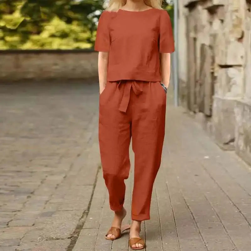 Women's Two-Piece Set with Crew Neck Top and Relaxed Pants