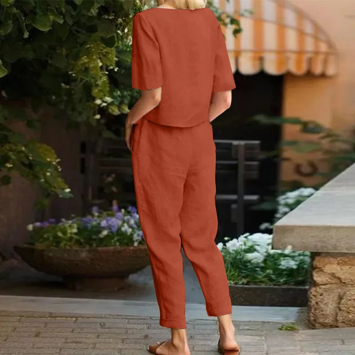 Women's Two-Piece Set with Crew Neck Top and Relaxed Pants