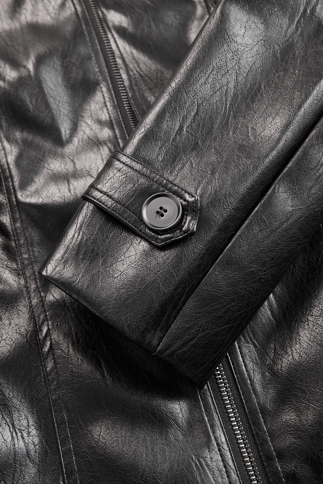 Women’s Vintage Stand Collar Jacket with Button Closure and Zipper