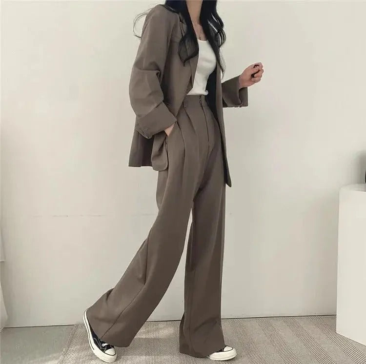 Women’s Suit Set with Tailored Blazer and Wide Leg Trousers